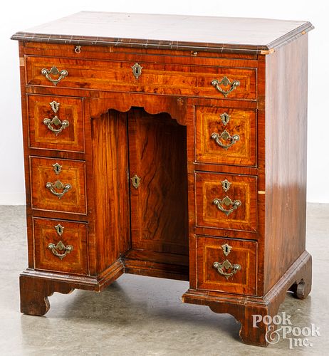 George II burl veneer kneehole desk, mid 18th c.
