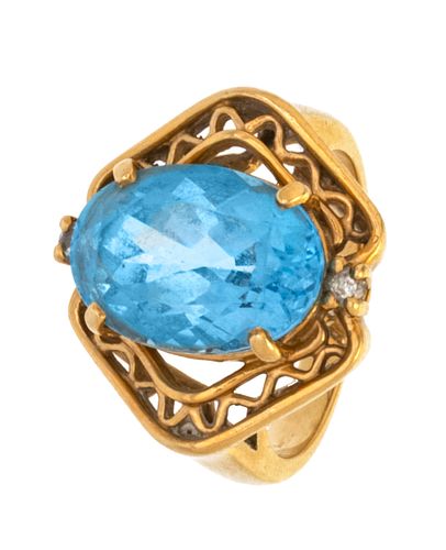 Blue Topaz, Diamond & 14kt Gold Ring, 8g Size: 6