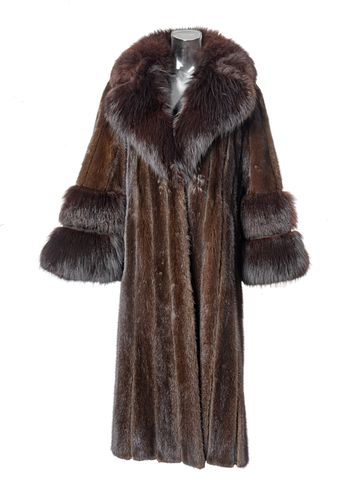 Women's Mink Coat, H 48'' Size: Medium