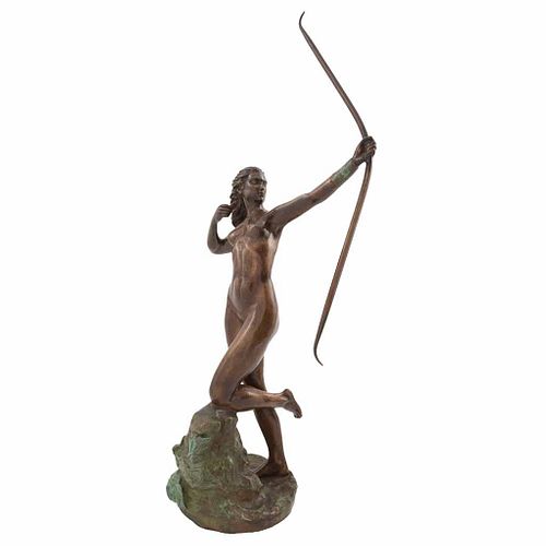JUAN OLAGUÍBEL, Diana cazadora, Sin firma, Escultura en bronce a dos pátinas, 103 x 45 x 30 cm