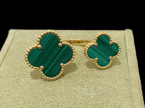 Van Cleef & Arpels Magic Alhambra Between the Finger ring. 18k Yellow gold , Malachite Size 7