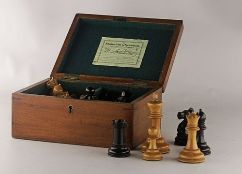 Sauton chess set