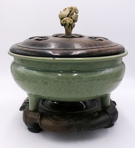 SET OF LONGQUAN WARE CENSERS