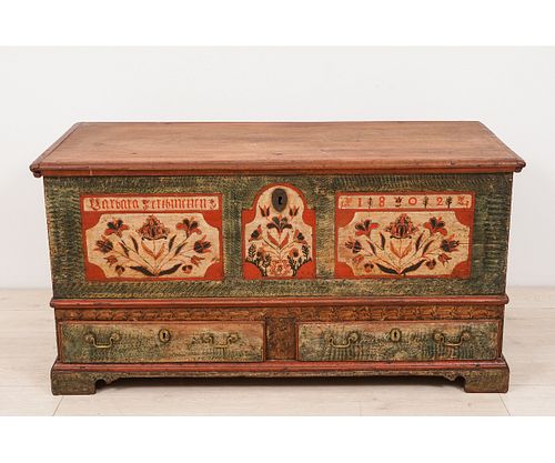 PENNSYLVANIA GERMAN PAINTED DOWER CHEST