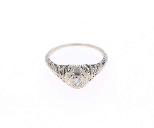 1910-1920 Art Deco Diamond & 18k White Gold Ring