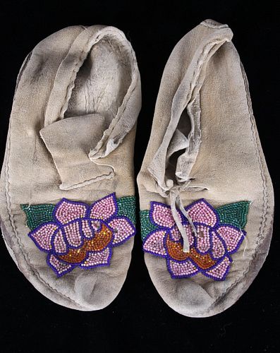 Montana Crow Floral Beaded Moccasins 1950