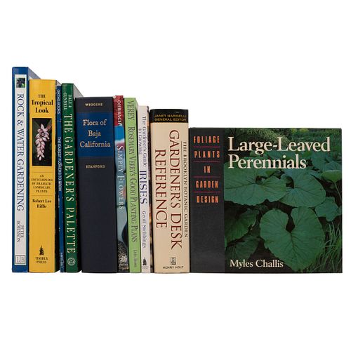 Libros sobre Jardinería. Varios formatos. Algunos títulos: Large-Leaved Perennials. Rosemary Verey´s Good Planting Plans. Pzs: 10