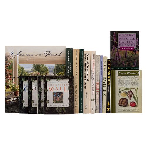 The Library of Garden Detail / A color Atlas of Pests of Ornamental trees, Shrubs and Flowers / Burpee Expert Gardener: Charles C...