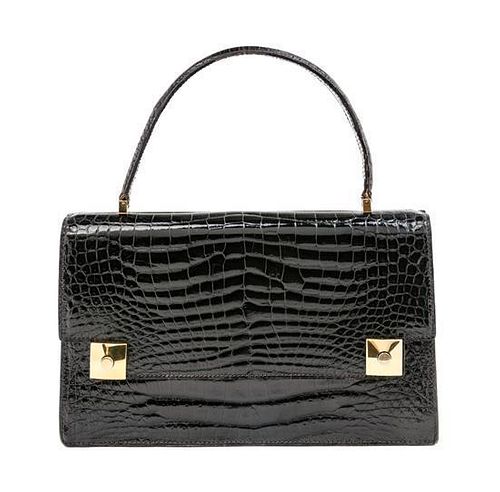 An Unlabeled Black Alligator Piano Handbag, 10.5"x 6.5"x 2"