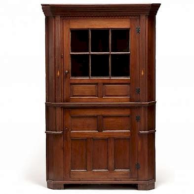 Southern Chippendale Folky Corner Cupboard