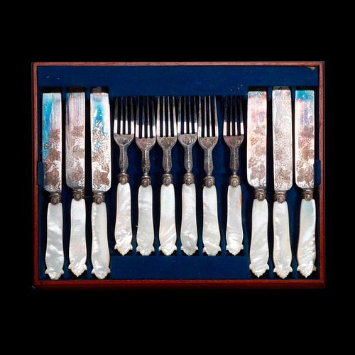 Mother-of-Pearl Handled Flatware, 24 Pieces.