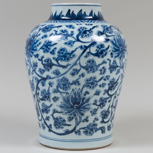 Chinese Blue and White Porcelain Baluster Jar