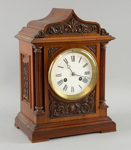 Early 20th century walnut mantel clock, twin train movement striking on a chime  32cm