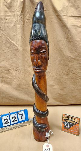 WOOD CARVING SGND JAMAKA BY WILLIE HARRIS 25-1/2"