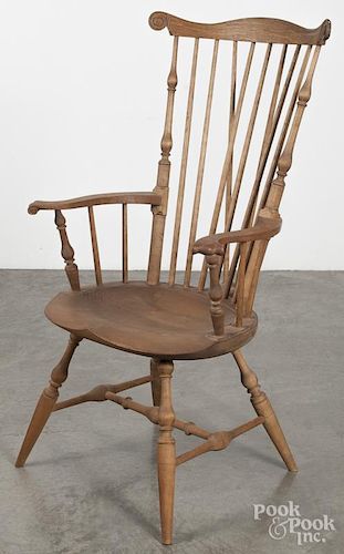 Combback Windsor armchair, by John Schrantz.