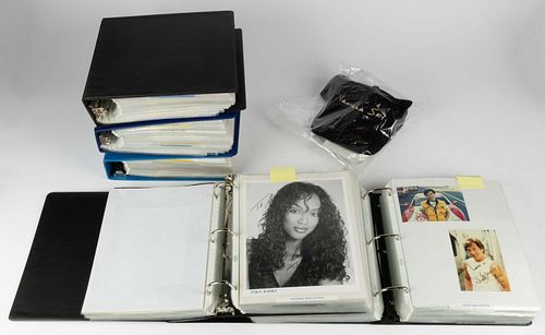 ASSORTED VINTAGE AND CONTEMPORARY CELEBRITY AUTOGRAPH AND PHOTO COLLECTION