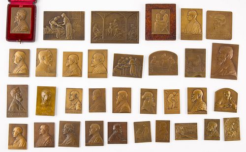 33 Medical Bronze French Plaquettes