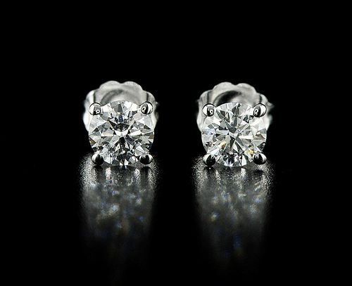 14kt White Gold 1.01 ctw Diamond Earrings
