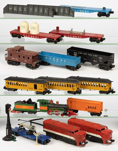 ASSORTED AMERICAN FLYER / LIONEL TRAINS AND ACCESSORIES, LOT OF 20