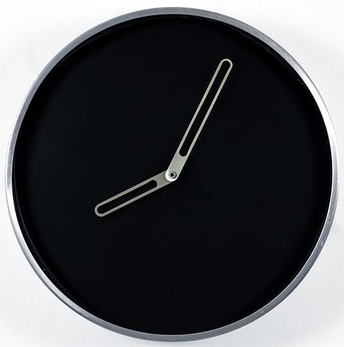 Vintage Howard Miller 622-740 Modernistic Wall Clock