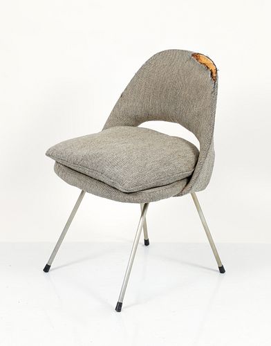 Eero Saarinen upholstered Side Chair 