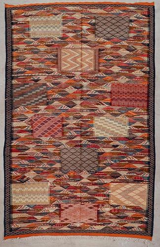Vintage Moroccan Kilim: 6'9" x 10'8" (206 x 325 cm)