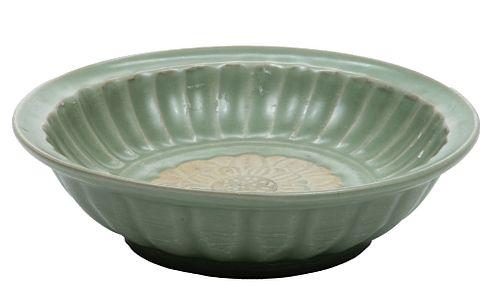 Chinese Celadon Glaze Plate, H 2.5'' Dia. 8.5''