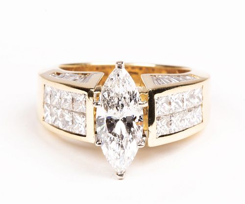 Jacob & Co. 2.03Ct Marquise Diamond Engagement Ring in 18K Gold