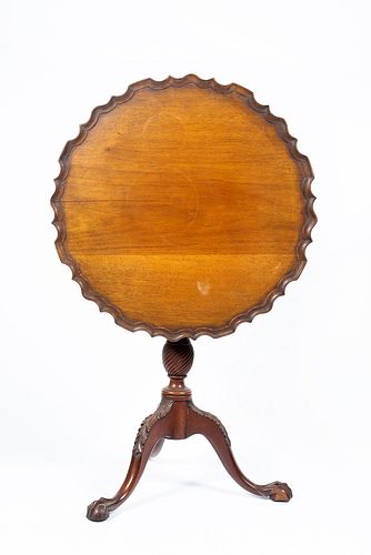 T.G. Buckley Chippendale Style Pie Crust Tilt Top Table