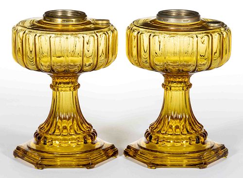 ALADDIN MODELS 109 / CATHEDRAL PAIR OF KEROSENE STAND LAMPS