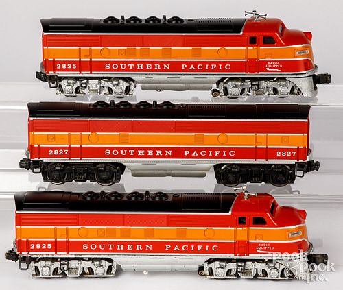 Lionel three piece Southern Pacific train set