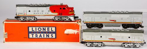 Lionel three piece train set, 0 gauge