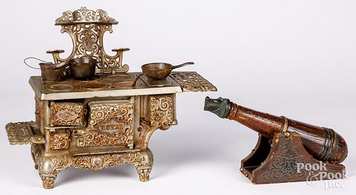 Cast iron Royal miniature stove, ca. 1900