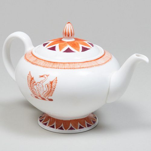 Lady Anne Gordon Decorated Wedgwood Teapot and Cover with Crest