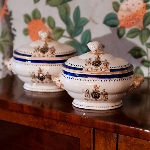 Pair of Chinese Export Porcelain Sauce Tureens
