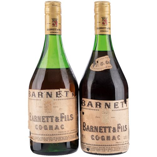Barnett & Fils. V.S.O.P. Cognac. France. Piezas: 2. Etiquetas con faltantes.