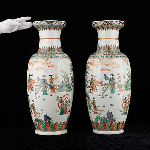 Pair Lrg Chinese Famille Verte Porcelain Vases