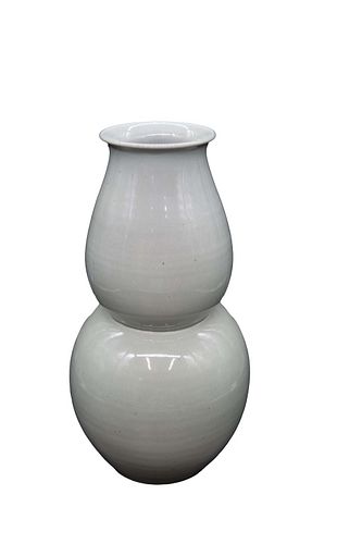 Pale Green Stoneware Vase