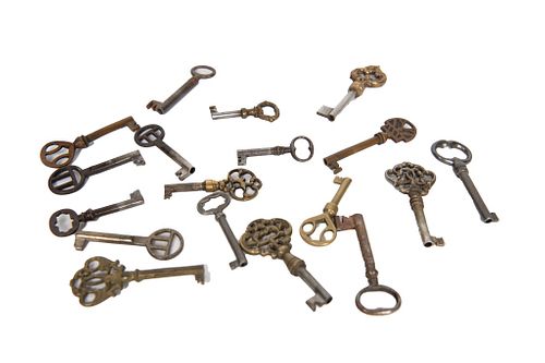 Misc Assorted Group of Decorative Antique Keys