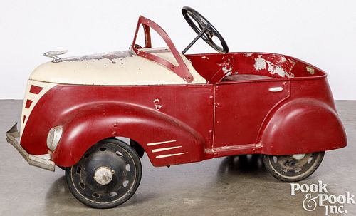 Gendron Ford Skippy pressed steel pedal car