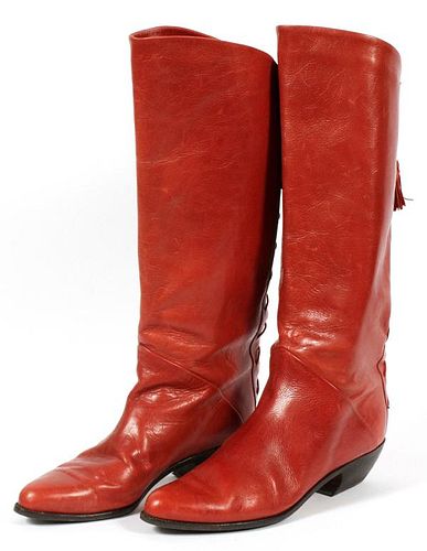 BANDOLINO RED LEATHER BOOTS