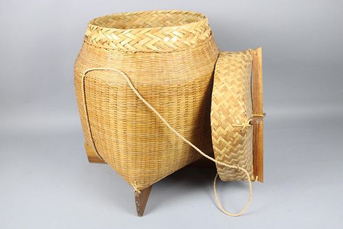 Large Thai Woven Bamboo Wicker Basket with Lid and Wood Platform