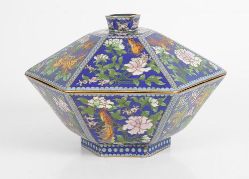 A Chinese Cloisonne Covered Bowl