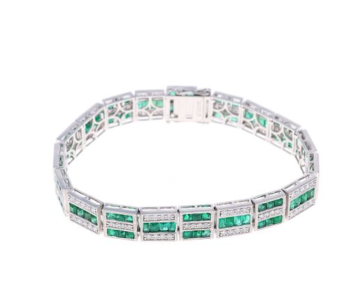 Opulent Emerald & VS1 Diamond Platinum Bracelet