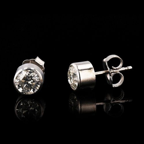 1.09ctw Diamond 14K White Gold Earrings