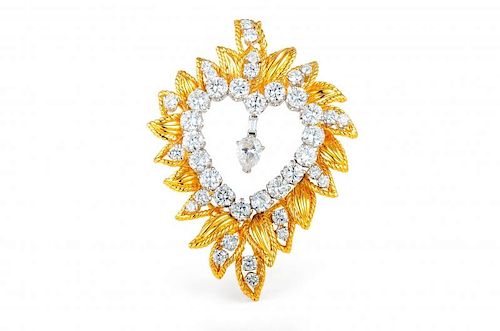 A Van Cleef & Arpels Gold and Diamond Clip