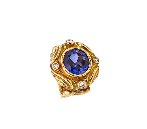 Designer's Cocktail Ring In 18K Gold With 8.72 Cts In Diamonds & Iolite