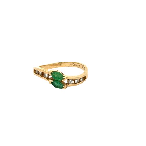 14k gold Ring with Emeralds & Diamonds