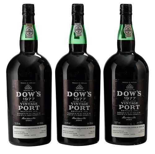 Three 1977 Dow's Vintage Porto "Silver Jubilee" Magnums 