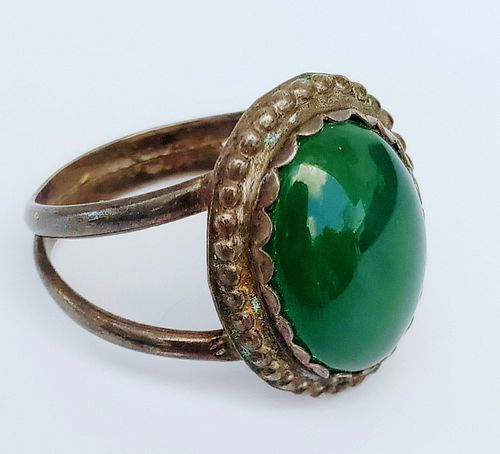Vintage Jade Sterling Silver Ring